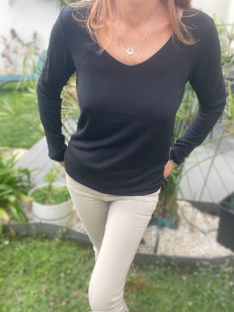 Pull Col V avec Angora chez Malou&Co boutique en ligne prêt à porter féminin sur la rochelle.