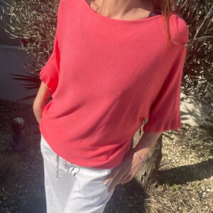 Pull Léger Manches Froncées, disponible chez Malou&Co, vêtement pour femme à La Rochelle.
