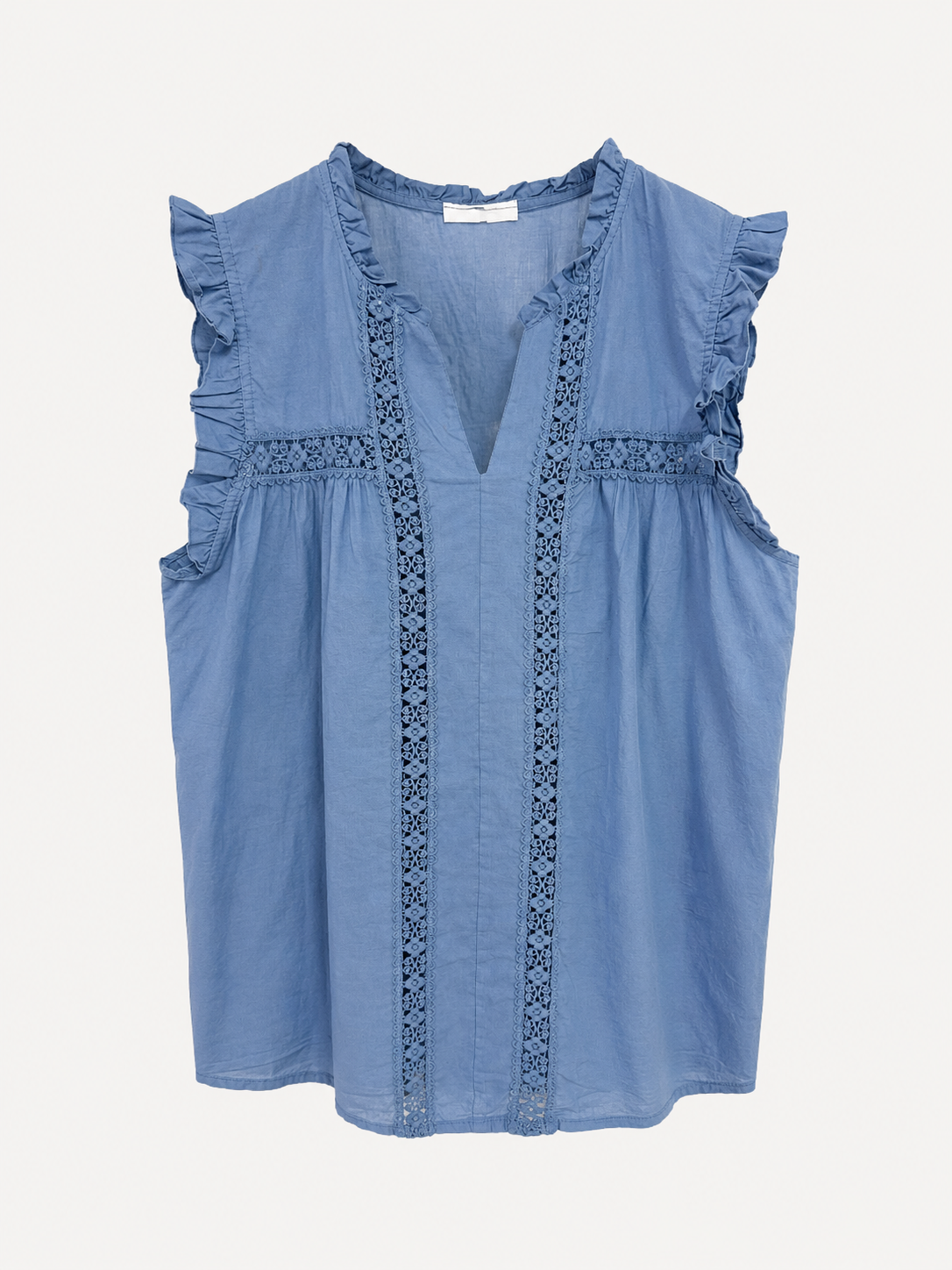 Blouse femme Jessica avec dentelle et volants aux épaules, coupe fluide et col en V.