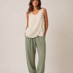 Pantalon femme Aladin kaki à coupe ample avec taille et chevilles élastiquées, poches latérales et style décontracté.